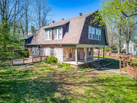 402 Clifford St, Harrison, AR 72601
