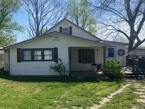 511 S Spruce St, Harrison, AR 72601
