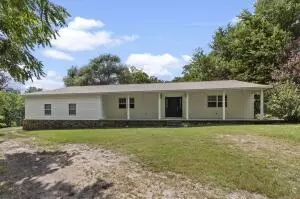 7400 Whispering Pines Rd, Harrison, AR 72601