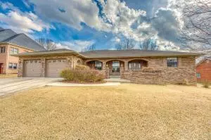 402 Pebble Beach Dr, Harrison, AR 72601 photo 2