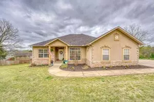 1220 W Holt, Harrison, AR 72601