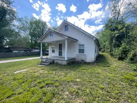 812 N Rowland St, Harrison, AR 72601