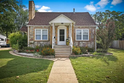 807 N Chestnut St, Harrison, AR 72601
