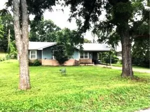 52 Harness Rd, Harrison, AR 72601