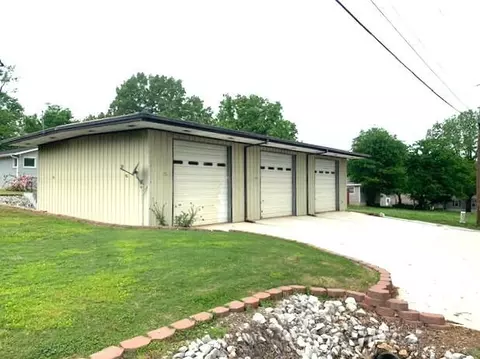 609 E Main St, Flippin, AR 72634 photo 16