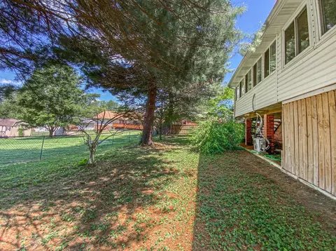 102 Chickadee St, Harrison, AR 72601 photo 6
