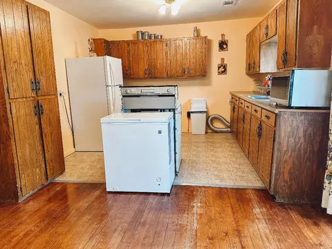 723 E Argyle, Harrison, AR 72601 photo 7