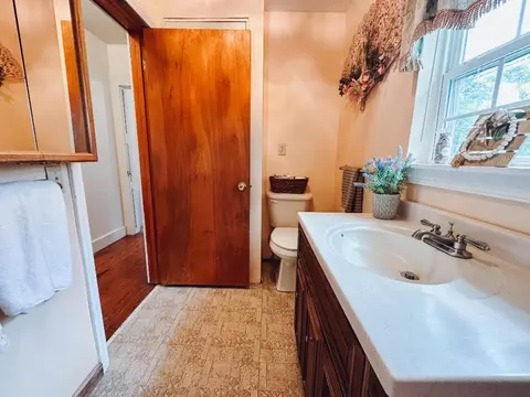 723 E Argyle, Harrison, AR 72601 photo 16