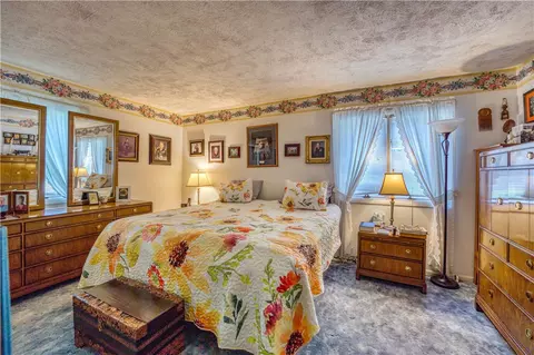 Bedroom - 2811 N Harmon Rd, Harrison, AR 72601 photo 1 of 5