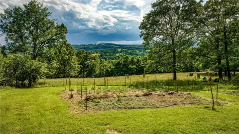 Exterior - 2811 N Harmon Rd, Harrison, AR 72601 photo 5 of 16