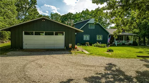 Exterior - 2811 N Harmon Rd, Harrison, AR 72601 photo 3 of 16