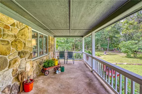 Exterior - 2811 N Harmon Rd, Harrison, AR 72601 photo 4 of 16