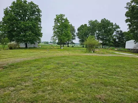 316 Hawkeye Ln, Harrison, AR 72601