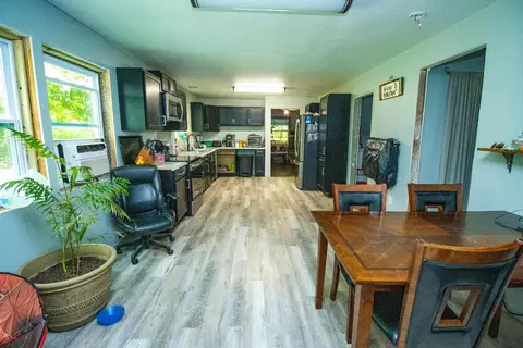 Entry Way - Hc 33 Box 45, Compton, AR 72624 photo 1 of 3