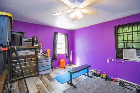 Bedroom - Hc 33 Box 45, Compton, AR 72624 photo 3 of 5