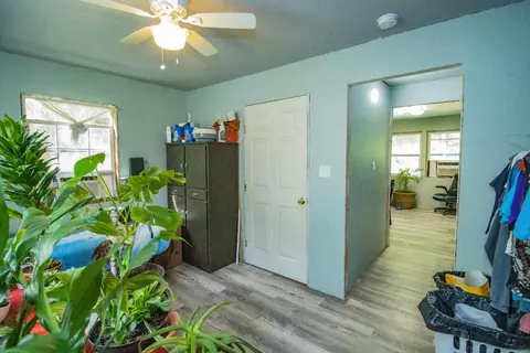 Entry Way - Hc 33 Box 45, Compton, AR 72624 photo 2 of 3