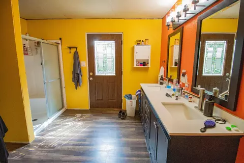 Bath - Hc 33 Box 45, Compton, AR 72624 photo 5 of 5