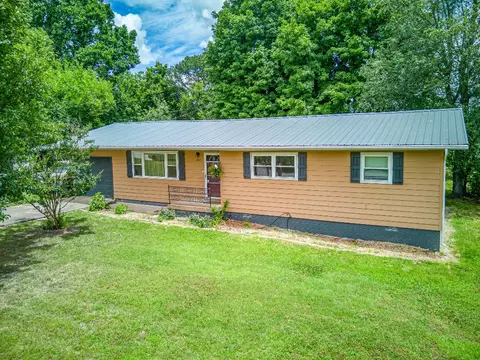 Exterior - 207 Glenview St, Harrison, AR 72601 photo 9 of 9