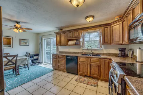 10447 Sutton Pl, Harrison, AR 72601 photo 7