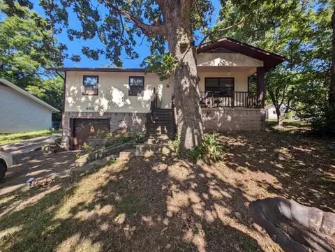 605 S Ash St, Harrison, AR 72601