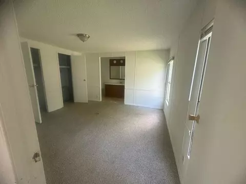 109 Maple St, Omaha, AR 72662 photo 2