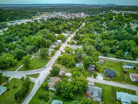 405 N 3rd St, Harrison, AR 72601 photo 25
