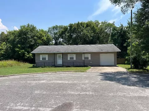 419 Graham Ave, Berryville, AR 72616