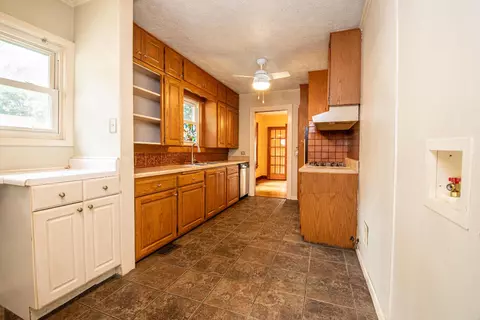 610 N Maple St, Harrison, AR 72601 photo 9