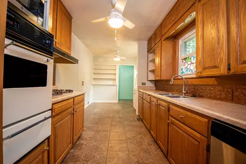 610 N Maple St, Harrison, AR 72601 photo 8
