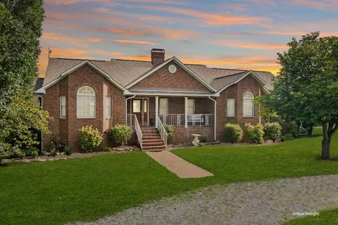 3096 Wolf Springs Rd, Harrison, AR 72601