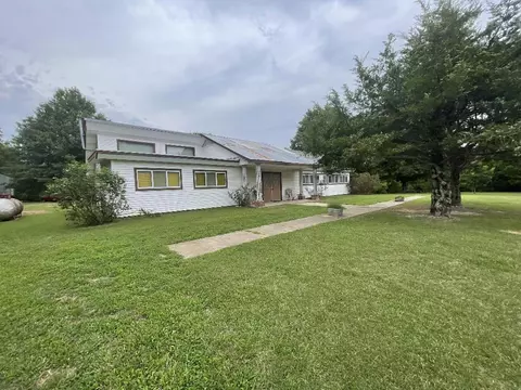 14192 Deaf School Dr, Alpena, AR 72611