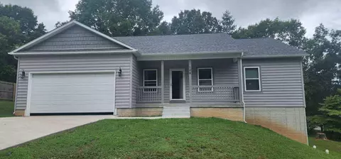104 Oxford Ln, Harrison, AR 72601