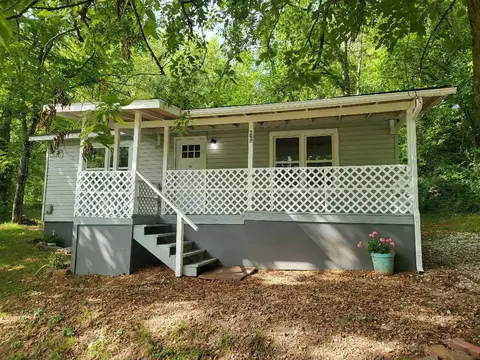 625 W Stephenson Ave, Harrison, AR 72601