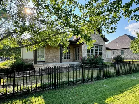 1719 Daly Dr, Harrison, AR 72601 photo 2