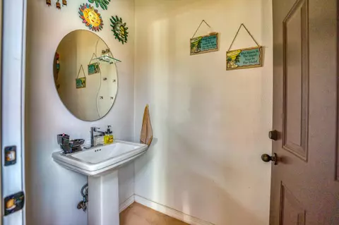Bath - 2539 N Ridgeway Loop, Harrison, AR 72601 photo 5 of 5