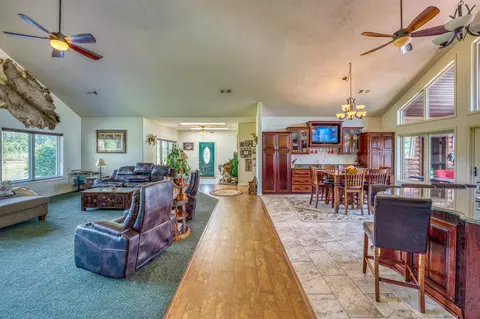 Entry Way - 2539 N Ridgeway Loop, Harrison, AR 72601 photo 3 of 3