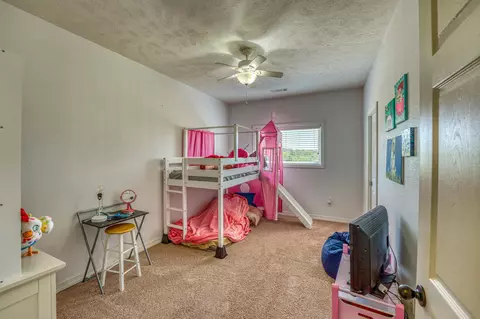 Bedroom - 2539 N Ridgeway Loop, Harrison, AR 72601 photo 3 of 4