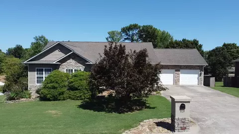 1123 Ridgemonte St, Harrison, AR 72601
