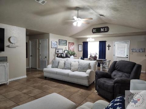 1010 N Smith, Ashdown, AR 71822 photo 3