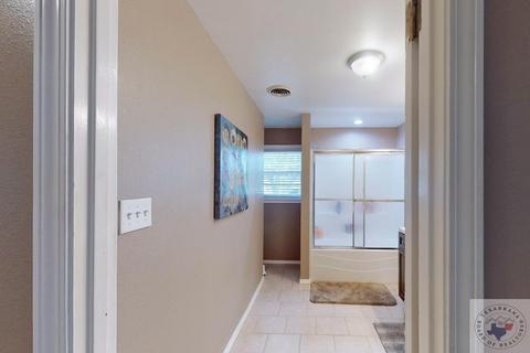 2305 E Avenue B, Hooks, TX 75561 photo 11