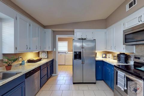 2305 E Avenue B, Hooks, TX 75561 photo 9
