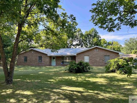 2305 E Avenue B, Hooks, TX 75561 photo 1