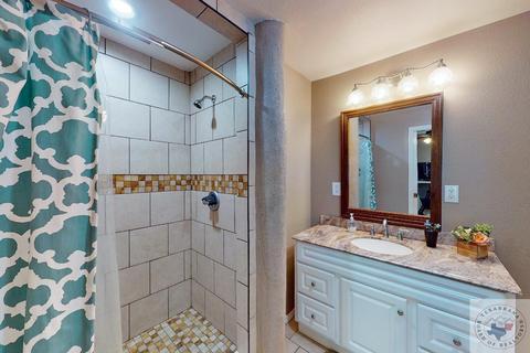 2305 E Avenue B, Hooks, TX 75561 photo 17