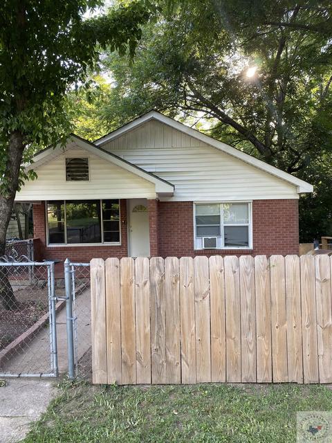 1113 Beech St, Texarkana, AR 71854 photo 1