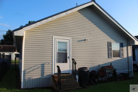 318 E 4th St, Hope, AR 71801 photo 4