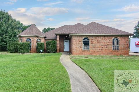 1005 Brown Dr, Wake Village, TX 75501 photo 1