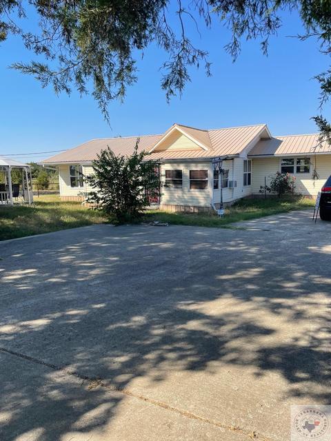 1589 Goodwin Rd, Hooks, TX 75561 photo 1