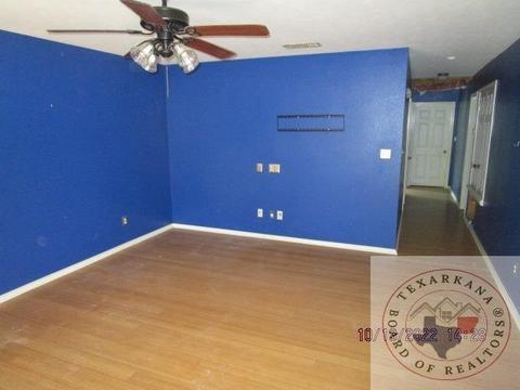 403 E 42nd, Texarkana, AR 71854 photo 2