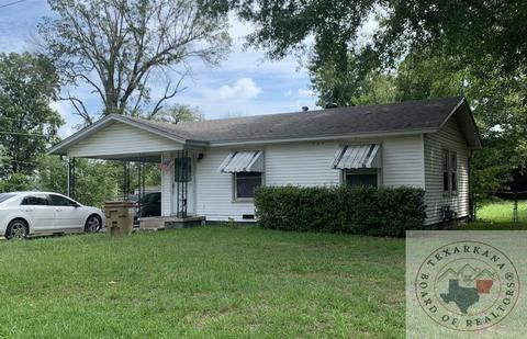 706 E 2nd, Hooks, TX 75561 photo 1