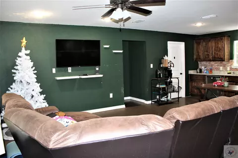 1204 E Ave G Hooks Tx 75561, Hooks, TX 75561 photo 7